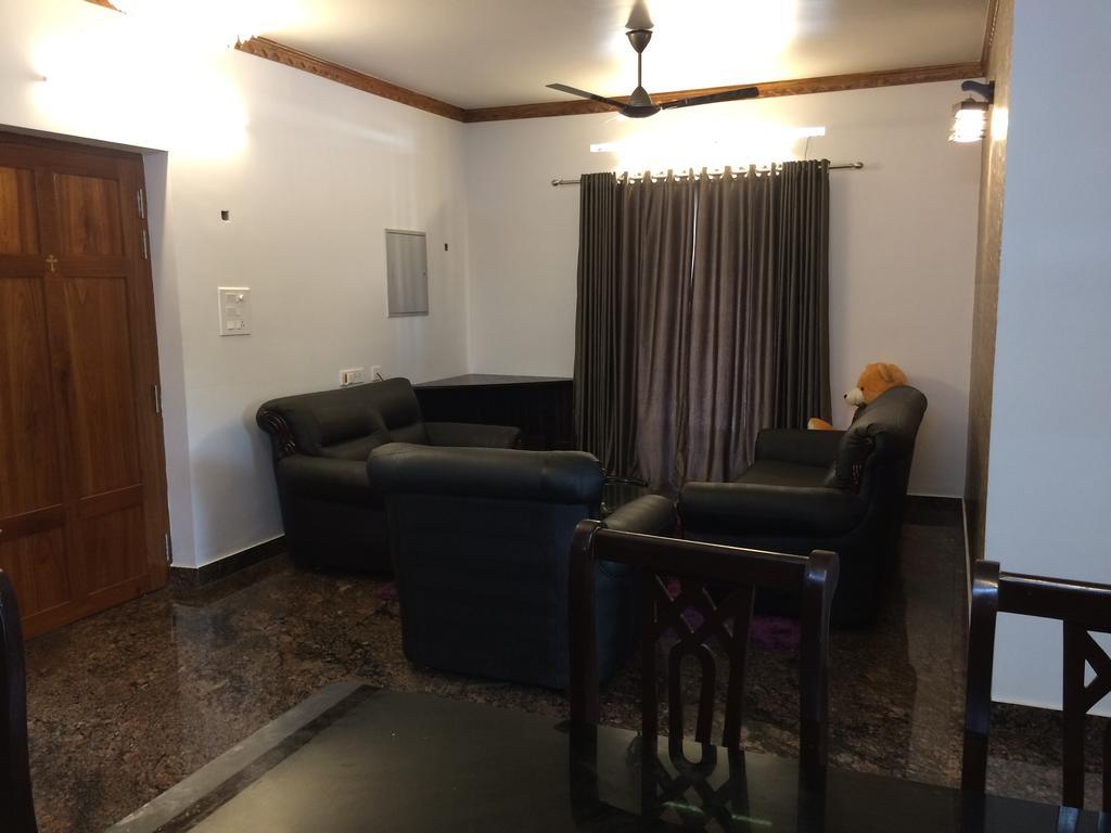 Beersheba Three Bed Room A/C Apartments Thiruvananthapuram Exteriér fotografie